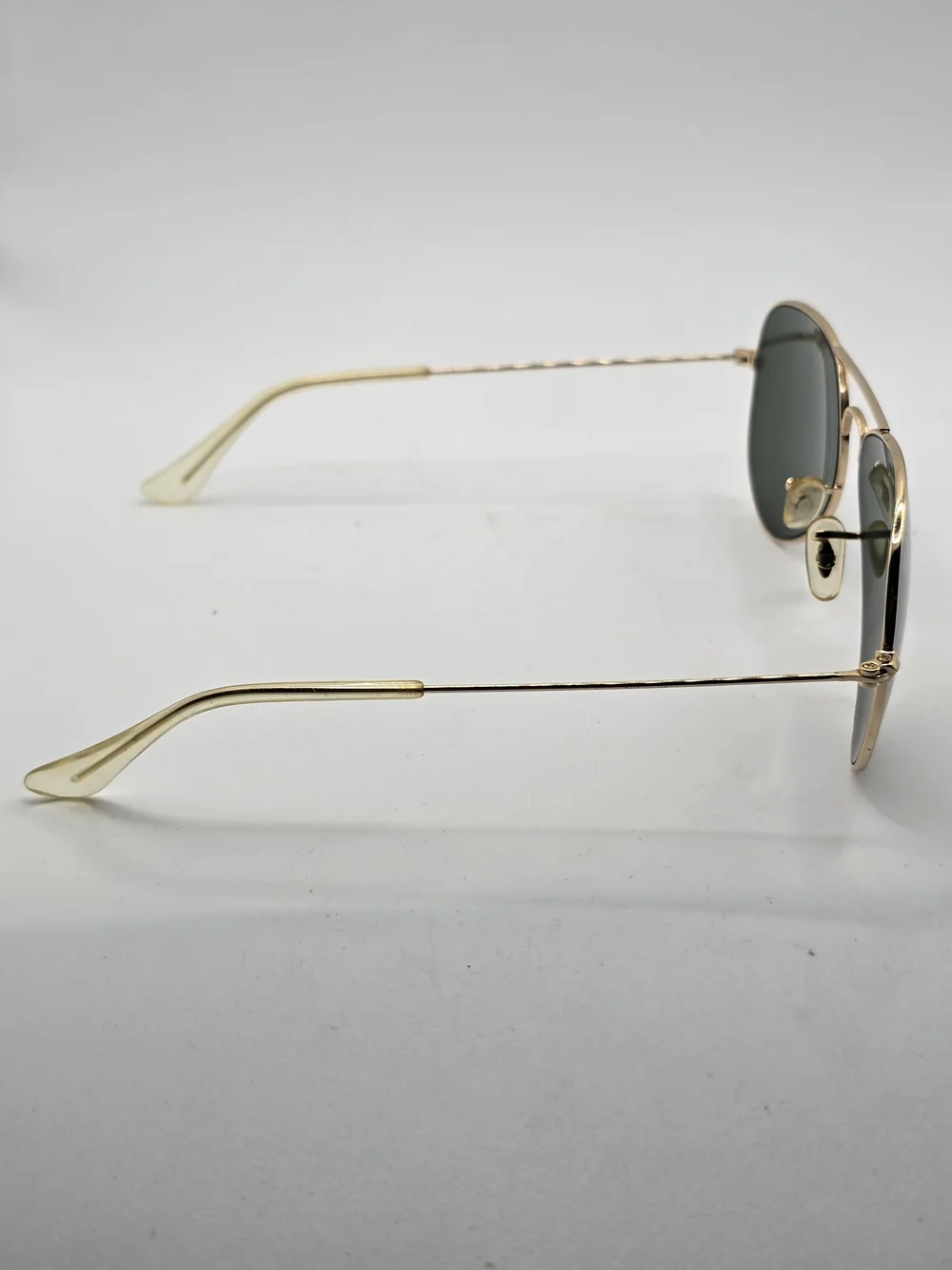 Ray Ban Gold Frame Aviator Sunglasses with Green Lenses